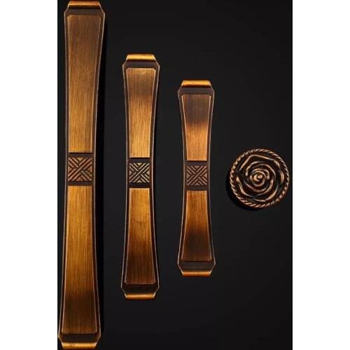 Free shipping Vintage furniture handles Drawer closet cabinet pull Dresser cupboard door knob Antique brass kitchen handle 109mm