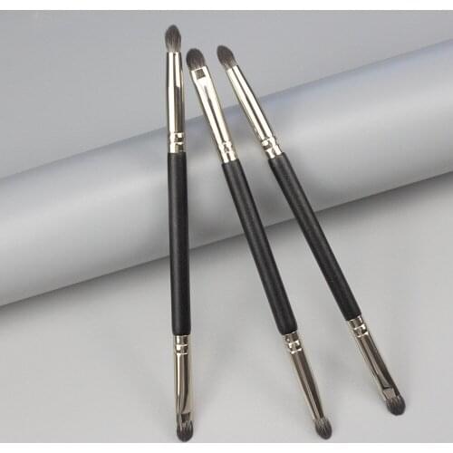 VVR Makeup Brush Double Head Multifunctional Makeup Brush Concealer Brush Highlighter Brush Sculpting Brush High Quality Brushes