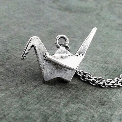 Women Paper Crane Necklace Tibetan Silver Color Golden Origami Crane Jewelry Origami Chain Necklace Gift Animal Pigeon Charm