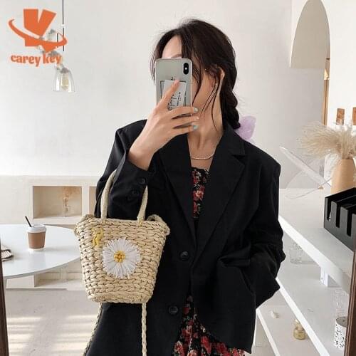 CAREY KEY Fashion Flowers Rattan Women Shoulder Bags Woven Female Handbags 2021 Summer Bohemia Travel Beach Straw Messenger Bag
