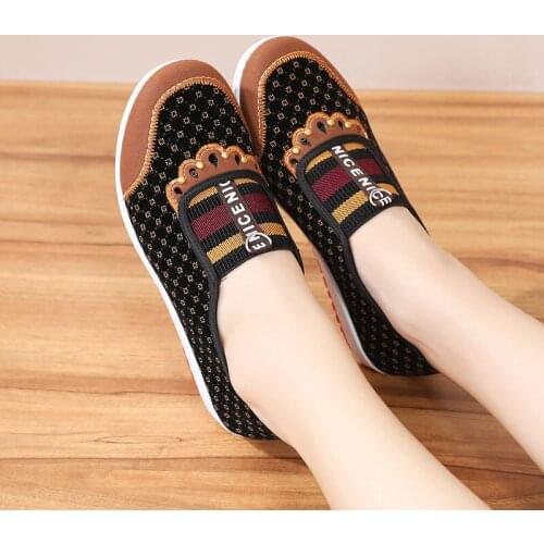 Spring and Autumn New Cloth Shoes Womens Soft Bottom Non-Slip Middle-Aged and Elderly Leisure Cloth Shoe Slip-on Flat Mom Shoes