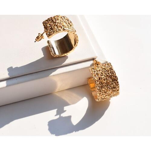 Korea Antique Matte Metal Gold Silver Color Round Stud Earrings New C Shape Wide Semicircle Curved Stud Earrings Women Girl