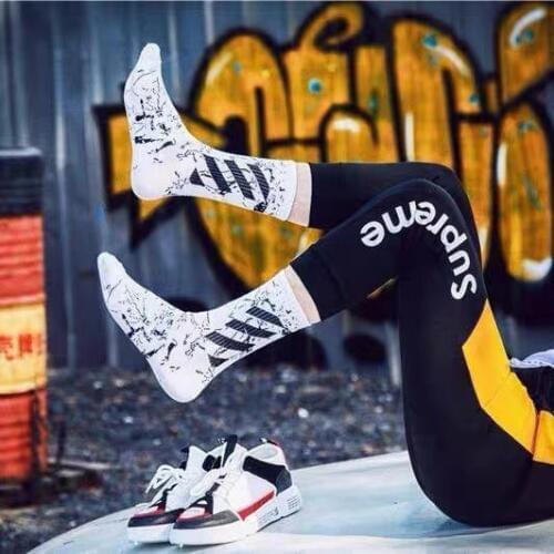 New Harajuku style hip hop mens weed socks street funny socks tide male skateboard business socks cotton mens couple socks