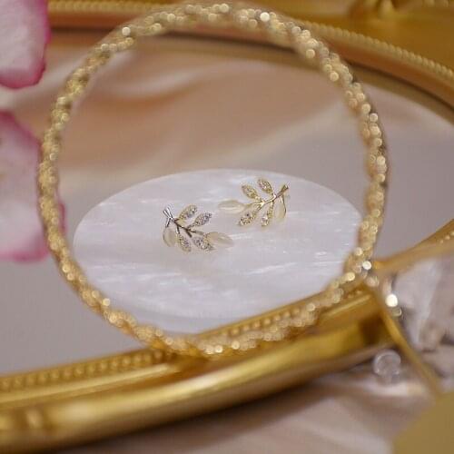 2020 New Fahion Womens Earrings Delicate Arborization Earrings for Women Bijoux Korean Boucle Weeding Gifts Jewelry Wholesale