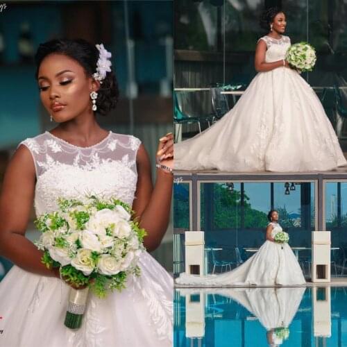 African Ball Gown Wedding Dresses Beaded Crystals Pearls Plus Size Saudi Arabian Dubai Bridal Dresses 2022