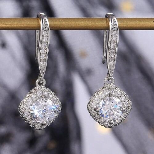 1 Pair Magnetic Slimming Earrings Lose Weight Body Relaxation Massage Slim Ear Studs Patch Health Jewelry