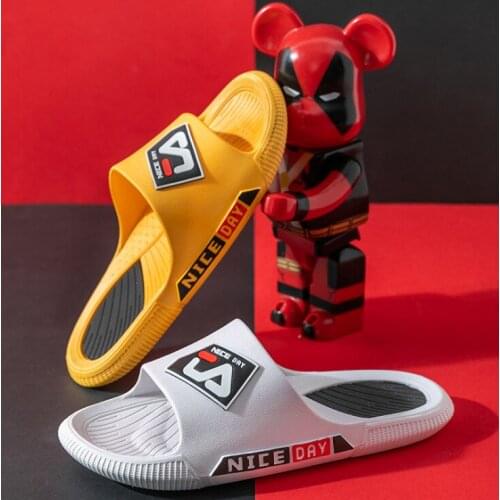 2021 Summer Sandals and Slippers Male Outer Wear Net Celebrity Indoor Home Deodorant Home Couple One-word Slippers