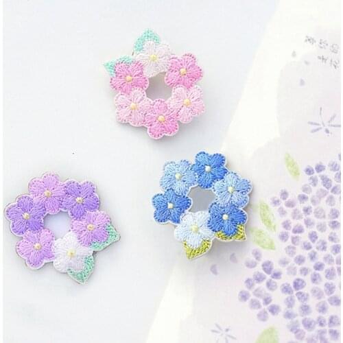 3Colors Garland Embroidery Patch Fabric Sticker For DIY Clothing Bag Mobile Cup Decoration Adhesive Repair Label Accessories