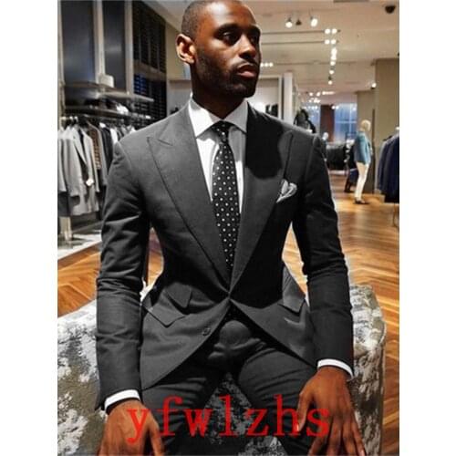 Handsome Two Buttons Groomsmen Peak Lapel Groom Tuxedos Wedding Dress Men Suits Blazer Prom Dinner (Jacket+Pants+Tie) K552