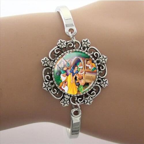 Disney Snow White And The Seven Dwarfs Lace Charm Bracelet Glass Cabochon Cartoon Image Dome Chain Bracelet