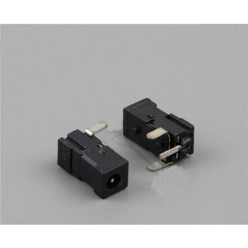 Fixed foot 2 outer diameter 2.8 inner core 0.7 pin 3 foot high temperature resistant high quality DC power socket female seat