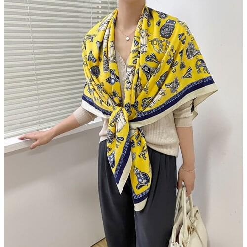 2021 New luxury spring women scarf high-quality shawl silk fashion scarf beach sun protection bag turban scarf 130cm * 130cm