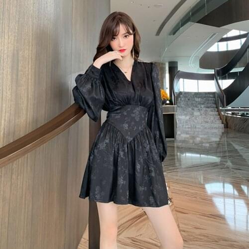 2020 New Autumn High End Women Dresses Vintage Long Sleeve V Neck Office Ladies Runway Party Little Black A Line Dress Vestidos