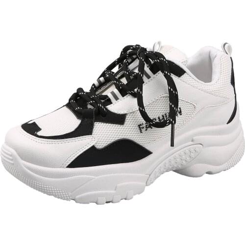 Breathable Womens Running Shoes Lightweight Female Fashion Sneakers Outdoor Running Shoes Ladies Athletic Jogging Shoe Air Mesh