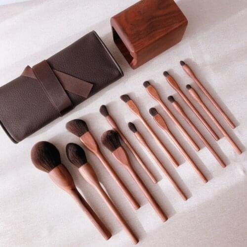 Black Walnut Makeup Brushes Set Solid Wood Handle Cosmetic Powder Blush Foundation Eye Shadow Professional Beauty Make Up Brush