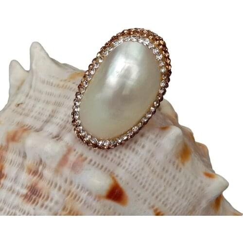 YYGEM Natural White Shell Trimmed With Golden Crystal Pave Gold plated Ring Adjustable