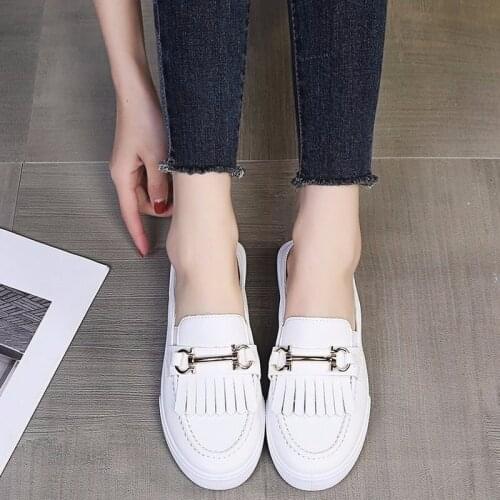 Womens Leather Sneakers, Womens Casual Fashion Sneakers, Vulcanized Womens Summer Flat Shoes, Ladies White Flat Slippers
