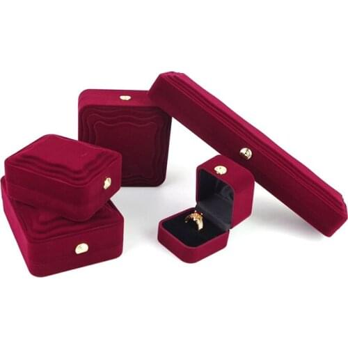 Red Velvet Jewelry Storage Box Jewelry Store Ring Pendant Bracelet Holder Case Organizer for Birthday Party Wedding Gift Box
