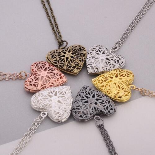 Secret Medal Hollow Six Colors Heart Shape Simple Love Forever Metal Necklace Pendant Couple Photo Frame Necklace 6/Set Jewelry