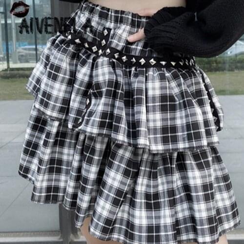 Harajuku Girls Gothic Dark Black Plaid Skirt Rivet Mini Cake Skirts Y2k Punk Cool Girl Women Emo Egirl Wear AFC1046