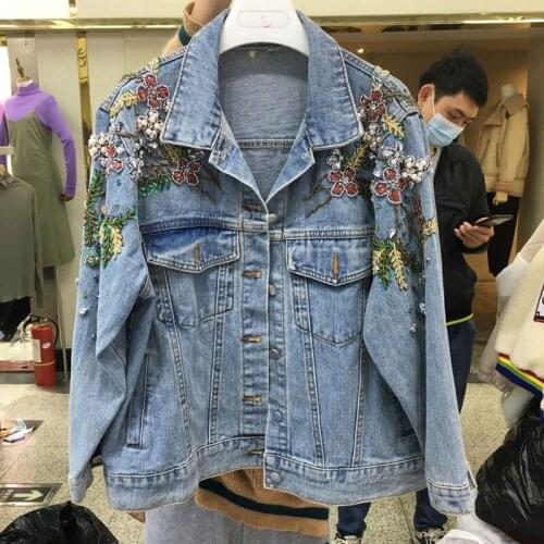 New Spring Autumn Womens Shoulder Bead Sequins Denim Jacket Loose Embroidered Jeans Coat Jacket Female Denim coat Tops Y656
