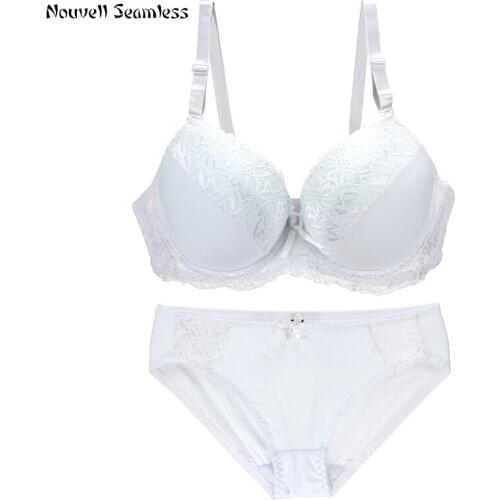 Nouvelle Seamless Sexy Lace Bow Large Size Lingerie Hollow Out Push Up DE Cup Thongs and Panties Bras Set Womens Underwear