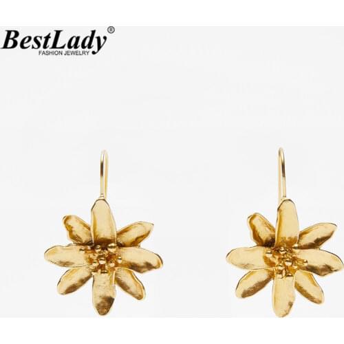 Best Lady Vintage ZA Flower Hoop Earrings for Women Trendy Luxury Gold Color Daisy Drop Earrings Jewelry Party Gift Wholesale