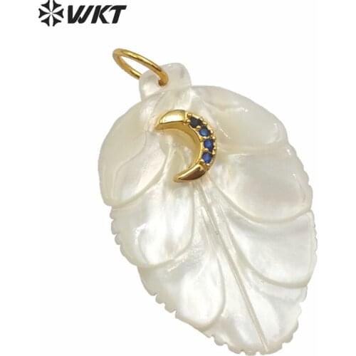 WT-MP129 WKT Natural Pearl & Cubic Zirconia Pendant Leaf Shaped Pearl Pendant Women Fashion Necklace Pendant Jewelry