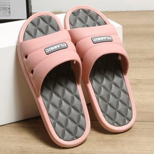 Home slippers womens summer 2021 new bathroom bath anti-slip couples indoor household slippers men wear