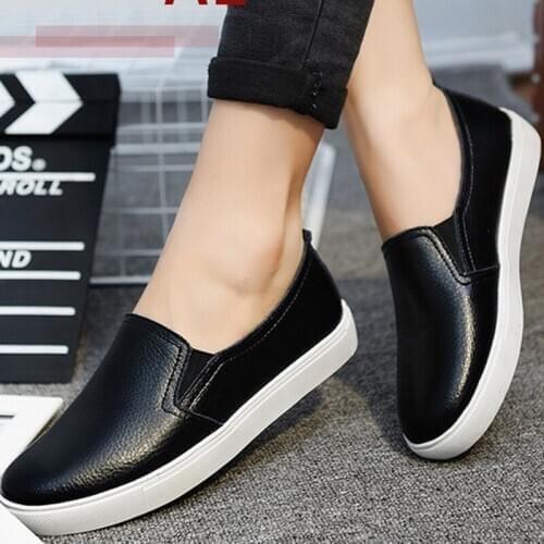 Women Lazy Single Shoes Spring Fashion Thick Shallow Head Wild Casual Shoes Ladies Loafers Shoes Casual Leather Shoes Round Toe