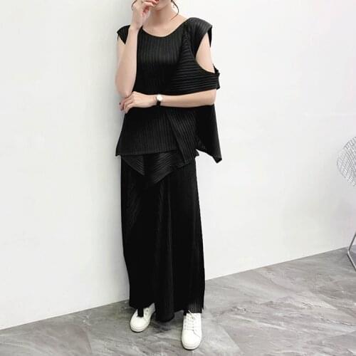 Miyake Pleated Suit 2021 Spring New Irregular Tshirt +casual Straight Pants Two-piece Set Pant Suit