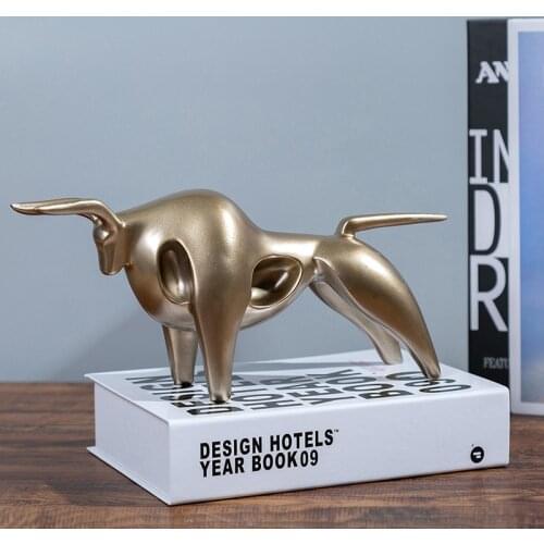 Abstract Golden ox Statue Resin Taurus Sculpture Modern animal art Ornament Desktop Cow Figurines Home Decoration Craft Gift