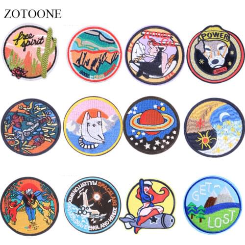 ZOTOONE Round Patches Dog Planet Diy Stickers Iron on Clothes Heat Transfer Applique Embroidered Applications Cloth Fabric G