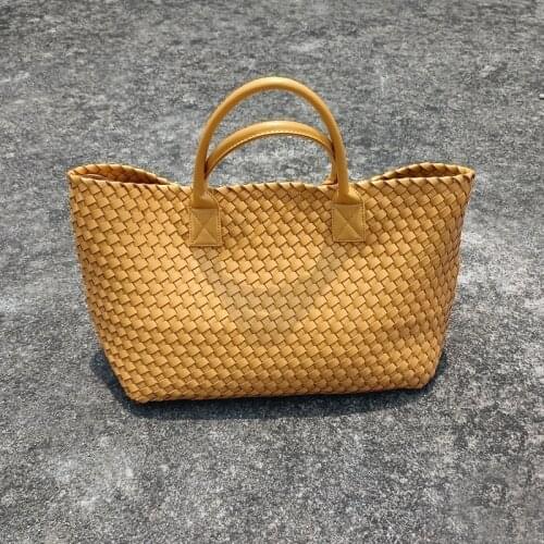 2021Collapsible Elegant Lady Tote Bag Luxury Designer Womens Purses and Handbags Big Woven Beach Vegetable Basket Shopper Bag