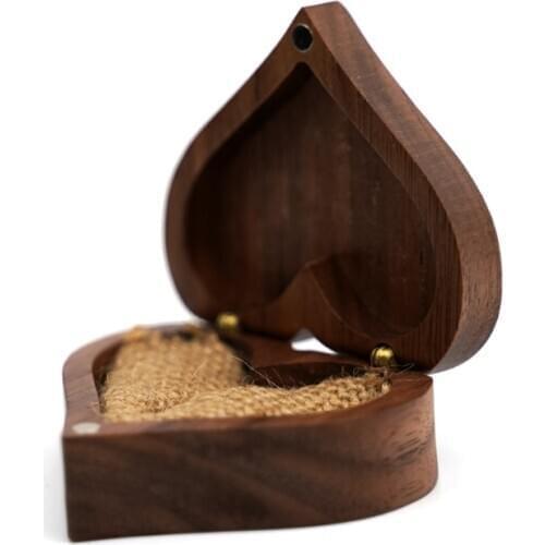 Heart Shaped Walnut Wood Ring Box Proposal Engagement Ring Holder Velvet Soft Interior Jewelry Ring Earrings Wooden Box