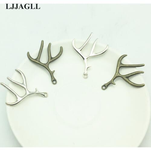 LJJAGLL 8Pcs/lot Antique Silver Bronze Alloy Metal Christmas Charms Deer Antlers Pendants caribou horn Jewelry Findings ASD036