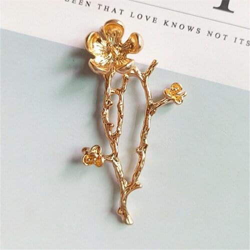 50pcs Plum Blossom Leaf Leaves Flatback Metal Rhinestone Appliques Brooch Hairpin Decor Fashion Bag Shoes Garment Decoration
