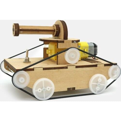 Tank car hand-assembled material science experiment small invention primary school students' self-made works