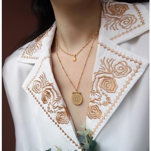 Mamacita Pearls Round Square Rose Flower Bee Pendant Double 18K Gold Chains Necklaces For Women Stainless Steel Women Jewelry