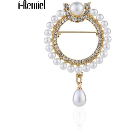 Korean Crystal Round Brooches for Women Rhinestone Pearl Pendant Scarf Buckle Bag Coat Cap Pin Clothing Ornament Accessories