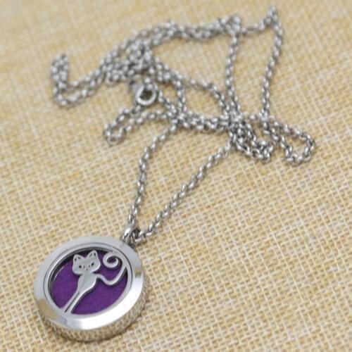 With chain and 10pcs Felt pads, Cat Aromatherapy Essential Oils Stainless Necklace pendant Perfume Diffuser Locket