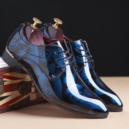 Silver Fashion Men Wedding Shoes Pointed Toe PU Leather Shiny Wedding Groom Plus Size 13 14 15 For Party Zapatos Blue Red ERRFC