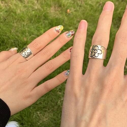 Trendy Daisy Flower Open Rings For Women Men Vintage Punk Owl Crying Face Monster Gothic Eyes Couple Ring Party Jewelry