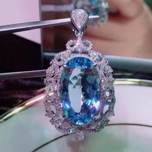 H706 Fine Jewelry 8K White Gold AU750 Natural Blue Aquamarine 8.5ct Gemstones Diamonds Ladys Pendants for Women Fine Necklace