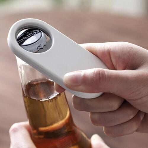 Hot Sales Magnetic Stainless Steel Easy Beer Opener Push Down Automatic 9CM Portable Bottle Can Cap Openers