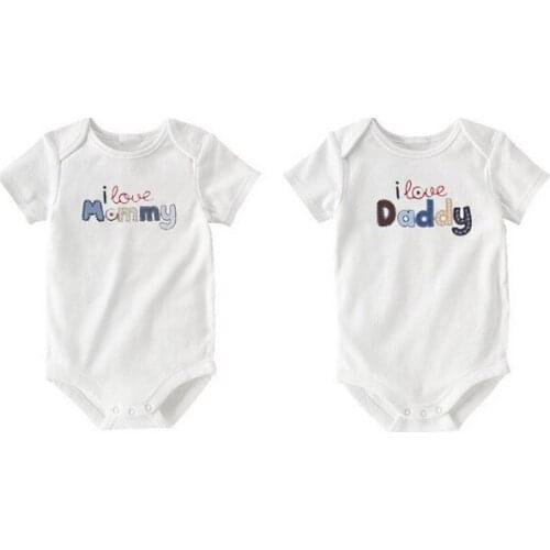 2 Pieces/Pack Newborn Onesie Infant Cotton Bodysuit Baby Jumpsuit with Embroidered I Love Mommy I Love Daddy Short Slevees