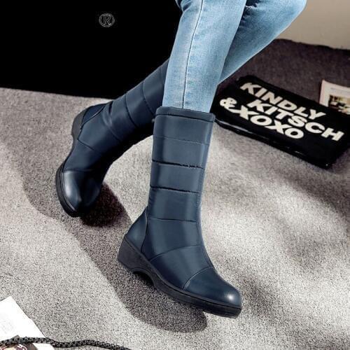 LTARTA Winter Red Cotton Shoes Down Snow Boots Womens Thickened Mid-tube Flat Bottom Waterproof Warm Cotton Boots Hx-76