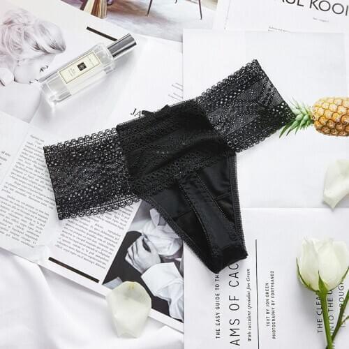 Sexy Thongs Womens Underwear Panties Lace Hollowed Out Perspective Cotton Croth Modal Ladies Briefs Comfortable and Hygiene 185