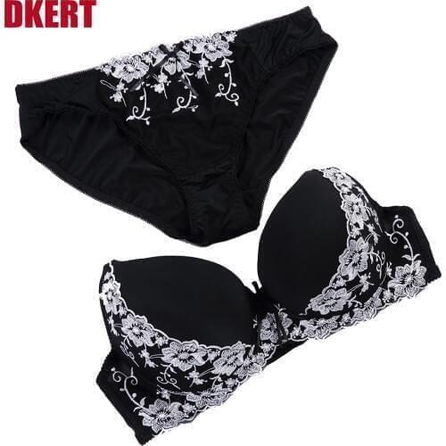 DKERT BCD Cup Big Size New Good Quality Women Bra Set Push Up Lace Bra Brief Sets Sexy Brassiere Embroidered Underwear Set k5566