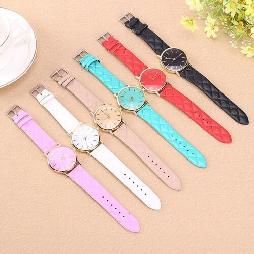 1pcs Women Lattice Pattern Leather Quartz Watch